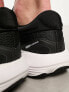 Puma Scend trainers in black & white