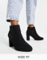 New Look wide fit heeled chelsea boots in black