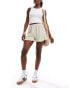 Miss Selfridge textured frill short in stone Серый, L - EU 44-46 - фото #1