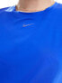 Фото #5 товара Nike Training One Dri-Fit slim t-shirt in hyper royal blue