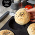Фото #8 товара Форма для выпечки хлеба и булок Moritz & Moritz Burger Buns из силикона 12 см Ø