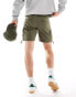 Фото #2 товара ASOS DESIGN slim cargo short in khaki