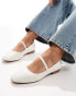 Фото #1 товара New Look elasticated strap mary jane in off white