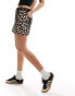 Фото #4 товара ASOS DESIGN denim mini skirt in leopard print