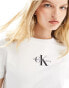 Фото #3 товара Calvin Klein Jeans monologo baby t-shirt in white