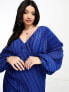 Фото #4 товара ASOS DESIGN Curve deep plunge blouson sleeve plisse midi dress in blue