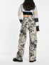 Фото #4 товара Urban Revivo relaxed denim cargo trousers in mixed grey