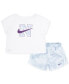 Фото #1 товара Toddler Girls 2-Pc. Prep In Your Step Tee & Tempo Shorts Set