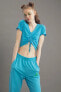 Фото #1 товара Женская блузка defacto Coool Fitted V-образный вырез с каракулем и коротким рукавом X9988az22sm