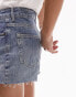 Topshop – Mom-Shorts aus Denim in Mittelblau mit A-Linien-Schnitt