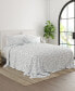 Фото #3 товара Home Collection Premium Ultra Soft Chantilly Lace Style Pattern 4 Piece Bed Sheets Set, California King