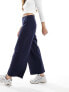 Фото #1 товара Vero Moda tailored straight leg trouser in navy