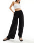 Bershka crinkle wide leg trousers in black M - фото #2