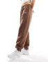 New Balance Linear heritage brushed back fleece sweatpant in brown M - фото #2