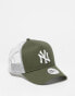 Фото #2 товара New Era 9forty NY Yankees trucker cap in khaki