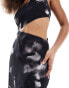 ASOS DESIGN strappy asymmetric mini dress with cut out detail in grey abstract print Graues, abstraktes Muster, 36 - фото #4