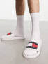 Фото #2 товара Tommy Jeans flag logo pool sliders in white