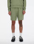 New Balance Tech knit short 7" in green