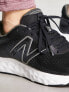 New Balance Running 520 trainers in black and white 44 - фото #5