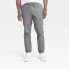 Фото #1 товара Men's Regular Fit Tapered Jogger Pants - Goodfellow & Co Dark Gray S