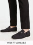 ASOS DESIGN loafers in black faux suede with snaffle detail US 7 Wide Fit - фото #1