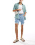 ASOS DESIGN long length denim shorts with abrasions in light wash blue hellblaue Waschung, W28 - фото #2