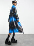 Фото #2 товара COLLUSION longline leather look gradient print coat in blue