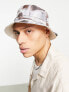 Фото #4 товара River Island brushstroke bucket hat in light blue