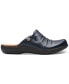 Фото #2 товара Women's Laurieann Bay Slip-On Ruched Slide Flats