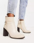 Фото #2 товара River Island hardware ankle boot in cream