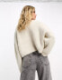 Фото #4 товара Miss Selfridge fluffy V neck slouchy crop jumper in oatmeal