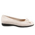 Trotters Dellis T2054-115 Womens Beige Wide Leather Ballet Flats Shoes 7.5