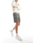 Фото #2 товара Farah redwald check shorts in brown