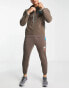 Nike Running Trail Tour Du Mont Blanc joggers in brown