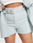 Фото #3 товара In The Style Plus x Dani Dyer high waist belted tailored short co ord in blue