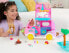 Barbie Chelsea 2-in-1-Camper - Spielzeugfahrzeug mit Pool, Hängematte und Essbereich, für fantasievolles Spielen und Geschichtenerzählen, ab 3 Jahren, HNH90