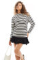 Фото #1 товара Urban Revivo striped overszied long sleeve t-shirt in multi