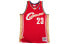 Фото #1 товара Mitchell & Ness NBA 复古球衣运动篮球背心 SW球迷版 03-04赛季 克利夫兰骑士队 詹姆斯23号 情侣款 酒红色 / Баскетбольная жилетка Mitchell & Ness NBA SW 03-04 23 SMJYGS18155-CCADKRDLJA03