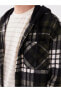 LCW Casual Kapüşonlu Regular Fit Uzun Kollu Ekose Erkek Gömlek Ceket