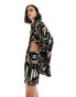 Фото #4 товара Extro & Vert plisse shorts in camel and black abstract print co-ord