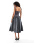 Фото #3 товара Amy Lynn Alexa shoulder tie midi dress in charcoal