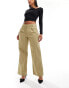 Фото #2 товара Abercrombie & Fitch ultra wide leg tailored trouser in olive green