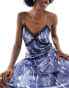 Vero Moda Tall satin maxi slip dress with lace trim in blue crinkle print синяя печать, S - EU 34 - фото #2