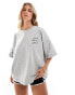 4th & Reckless fourth studios logo runway back print t-shirt in grey grau, L - EU 38 - фото #4