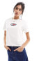 Фото #2 товара Tommy Jeans archive classic t-shirt in white