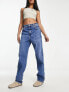 Фото #4 товара Wrangler mom straight fit jean in mid blue
