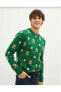 Фото #1 товара Свитер мужской LC WAIKIKI Зеленый Трикотажный свитер с карманом велосипедным воротником на новогоднюю тему