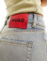 Фото #2 товара HUGO 937 straight leg jeans in light wash