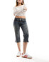 Фото #1 товара Monki low rise denim capri pants in washed blue