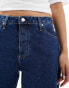 Фото #4 товара Calvin Klein Jeans 90s straight jeans in dark wash